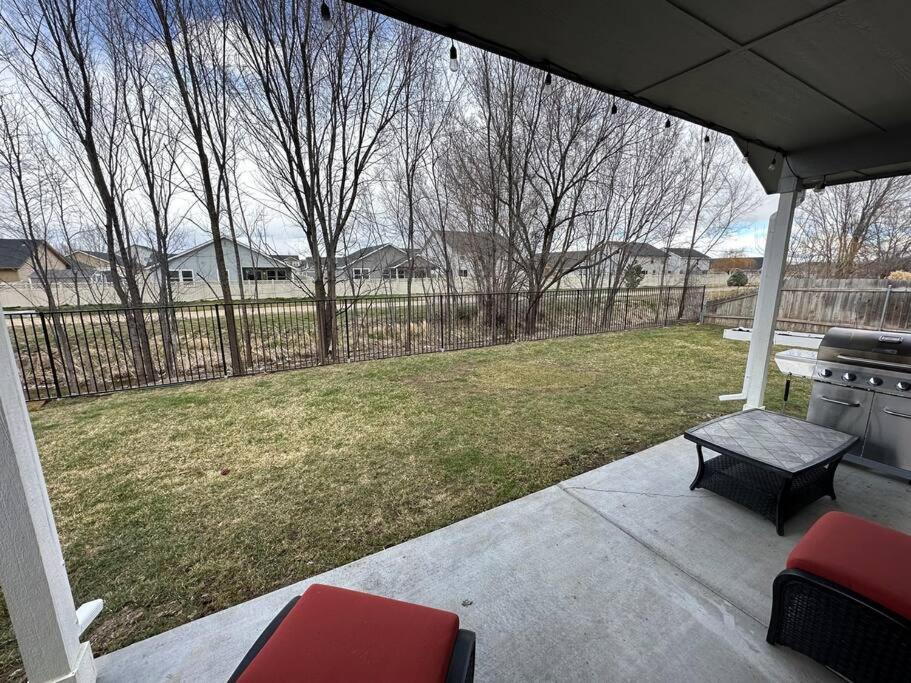 Photo of Others in Star