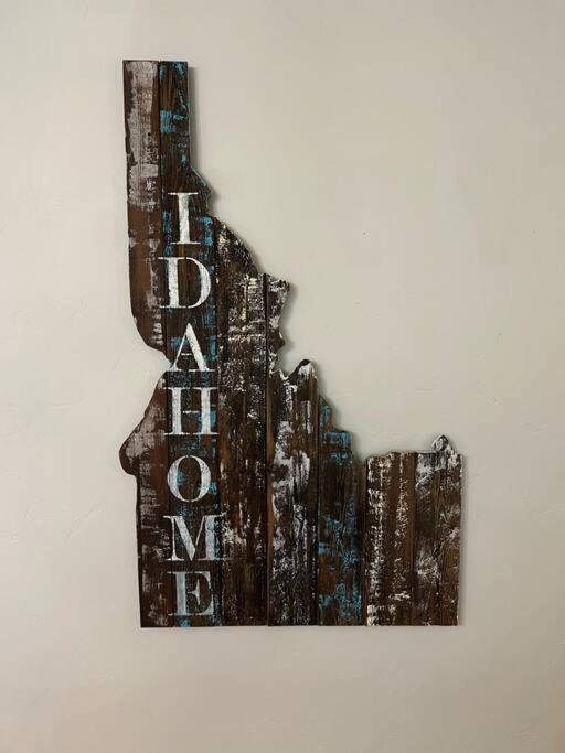 Photo of Others in Star