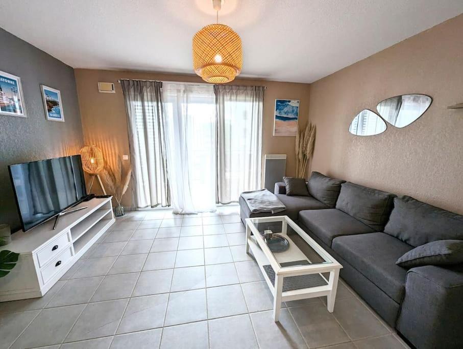 Photo of Others in Bayonne