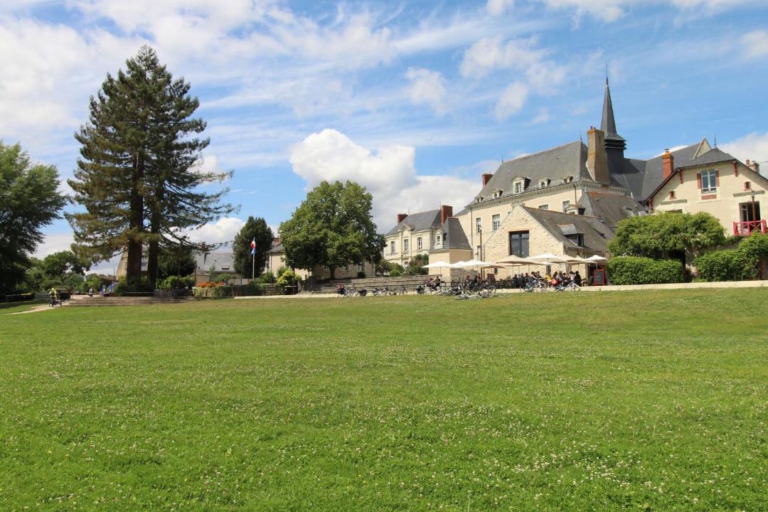 Photo of Others in Bouchemaine
