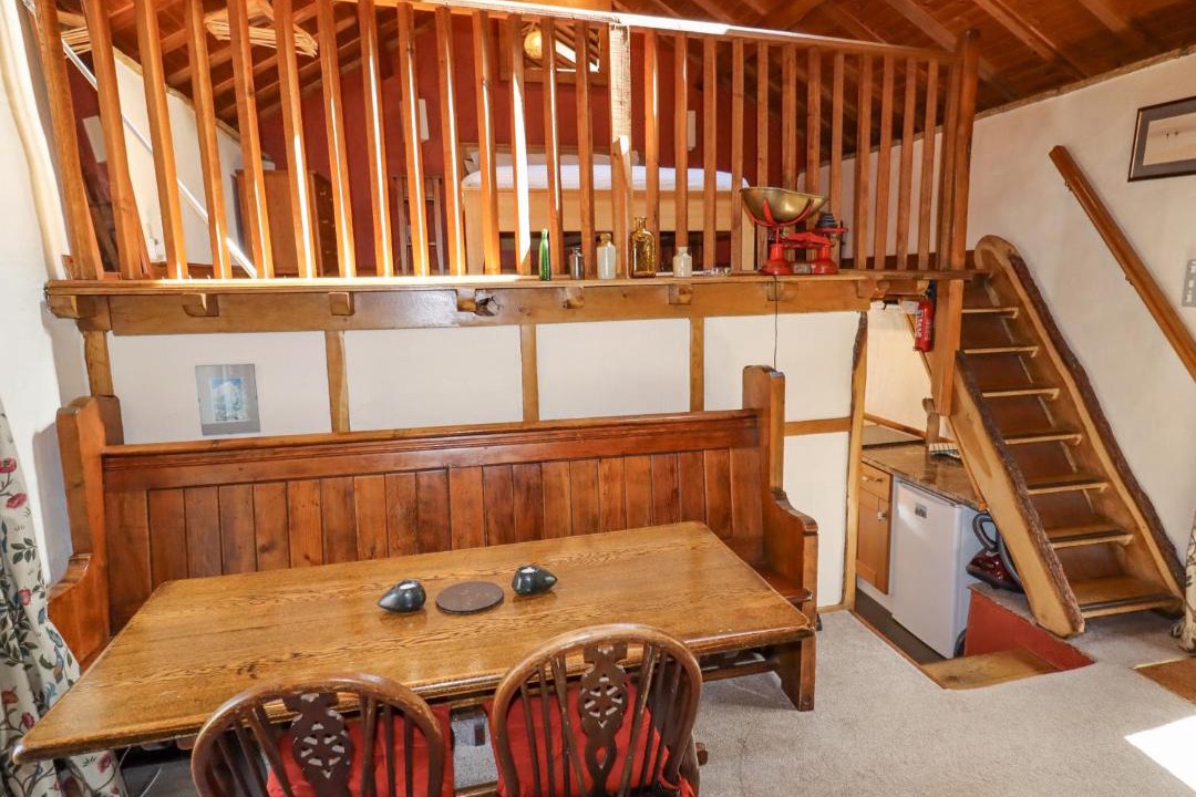 Photo of Others in Henryd