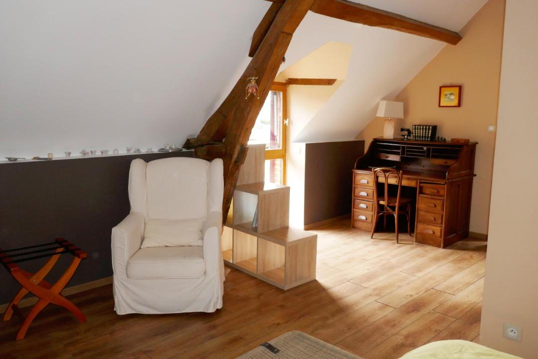 Photo of Others in Yvre-l'Eveque