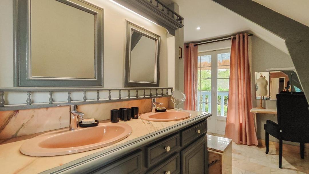 Photo of Others in Morgny-la-Pommeraye