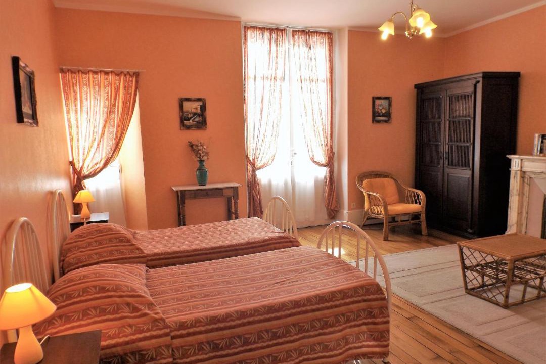 Photo of Others in Mariol