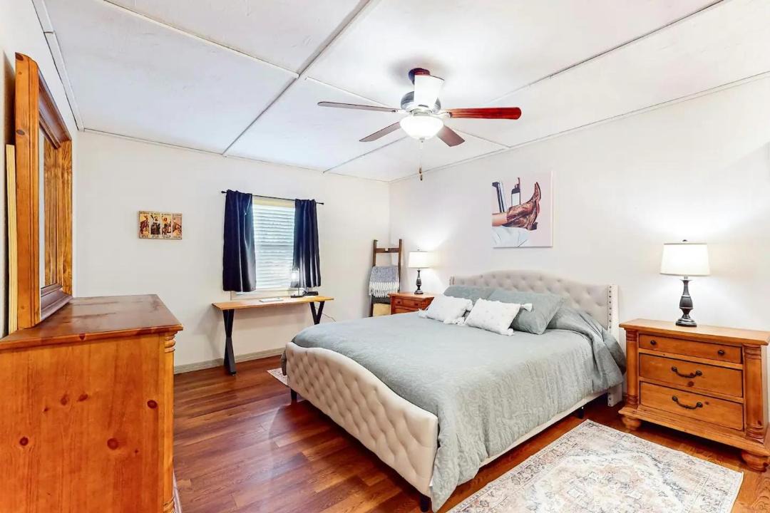 Photo of Bedroom in Knox City