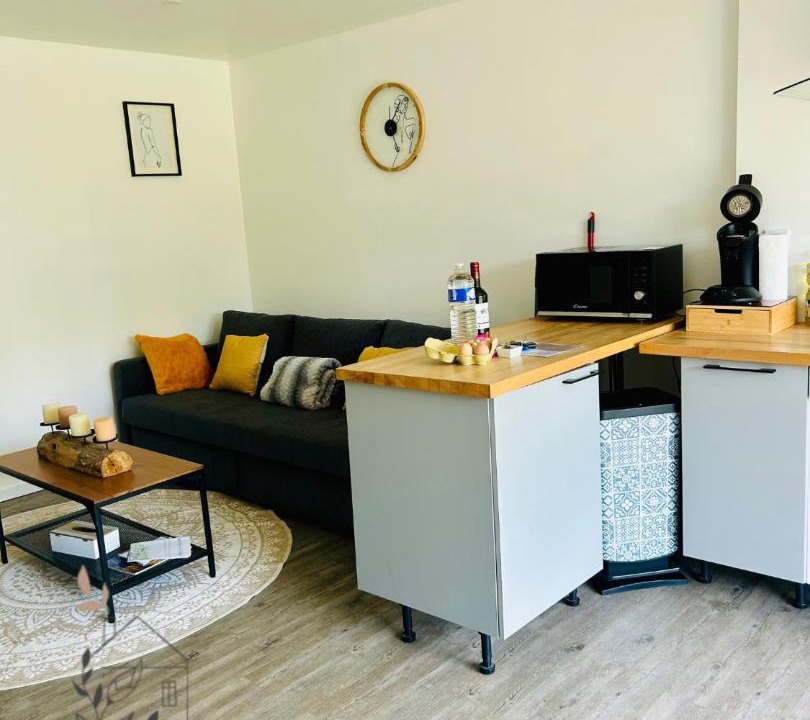 Photo of Others in Izon