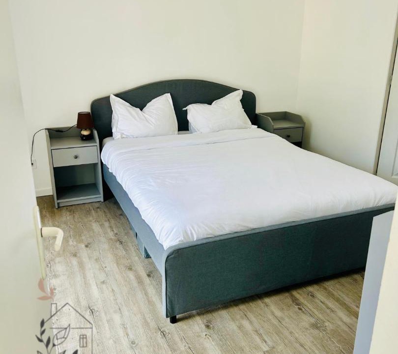 Photo of Others in Izon