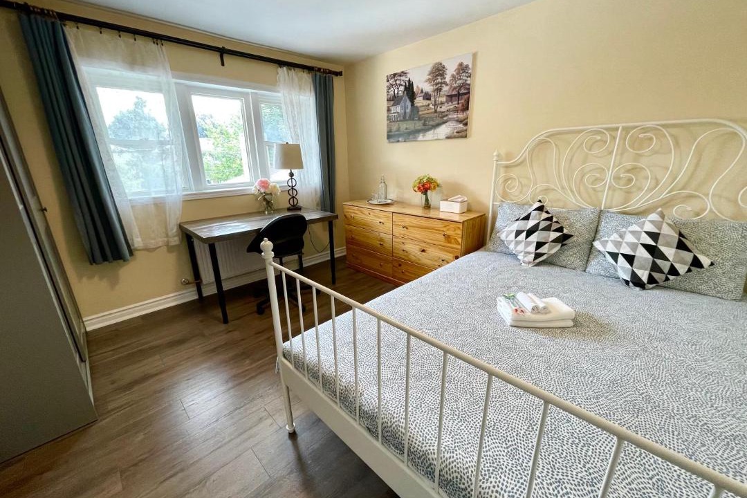 Photo of Bedroom in Sullivan