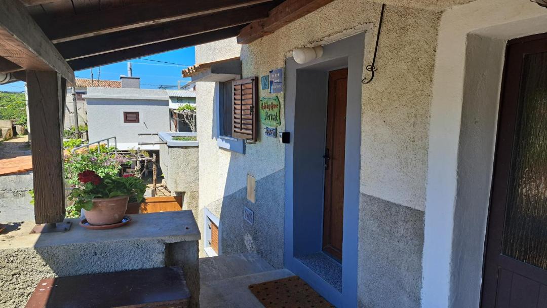 Photo of Others in Cres