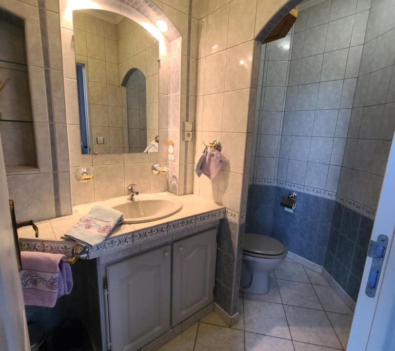 Photo of Bathroom in Noailles