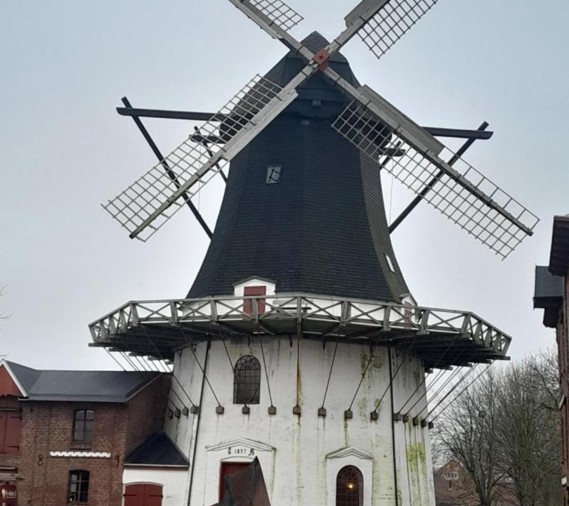 Photo of Others in Hojer