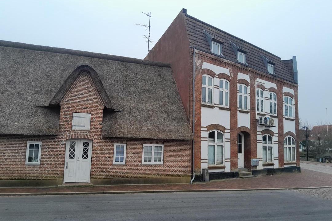 Photo of Others in Hojer