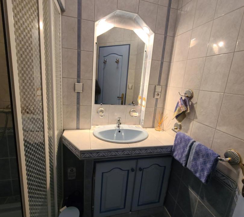 Photo of Bathroom in Noailles