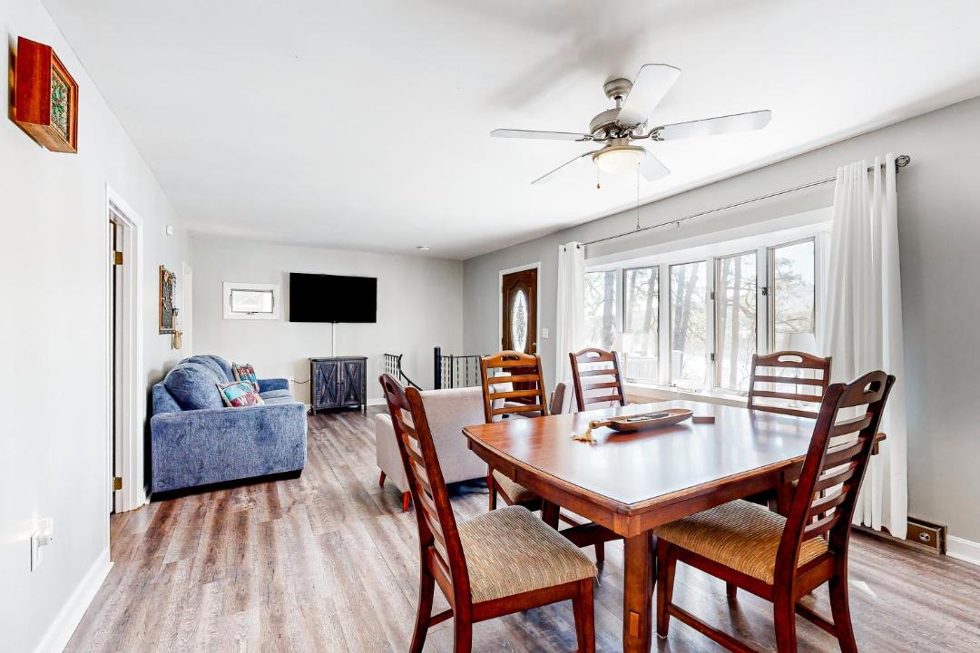 Photo of Others in The Bays