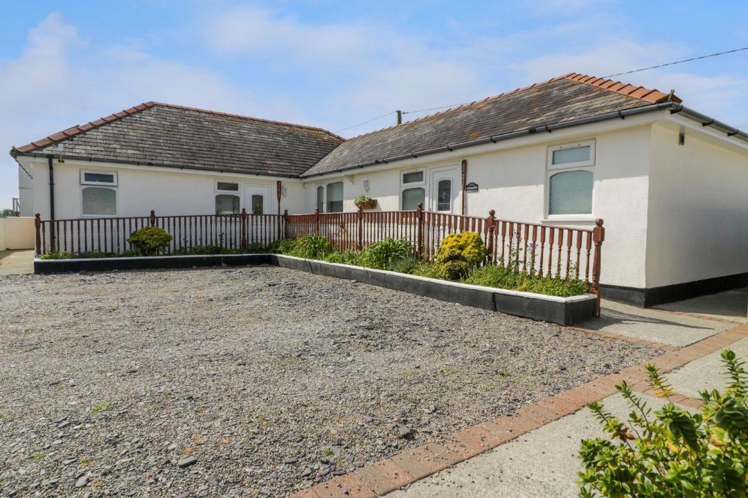 Photo of Others in Dinas Dinlle