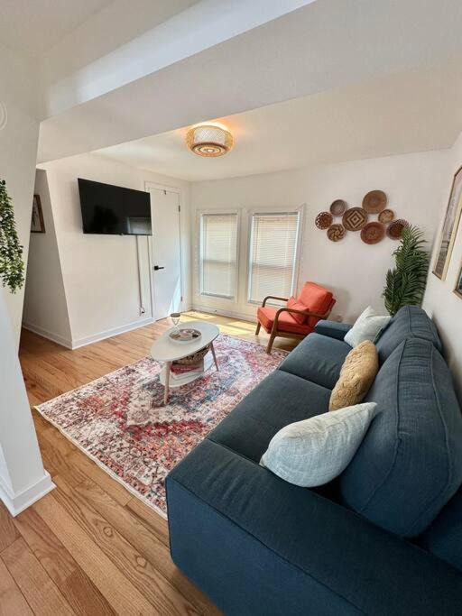 Photo of Livingroom in Logan Square
