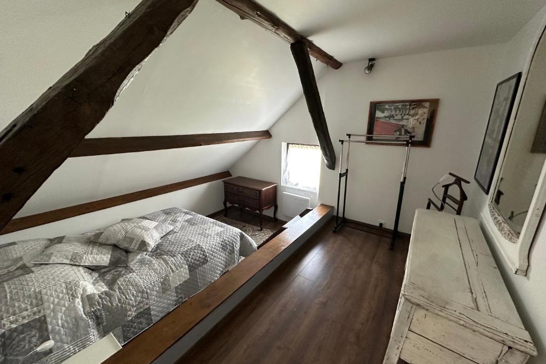 Photo of Others in Rugles