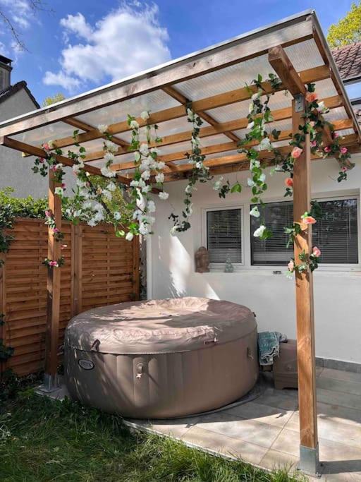 Photo of Others in Sainte-Genevieve-des-Bois