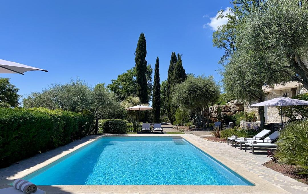 Photo of Others in Cabris