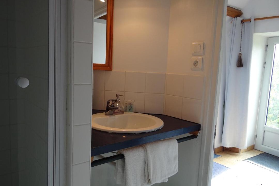 Photo of Bathroom in Rochefort-sur-Loire