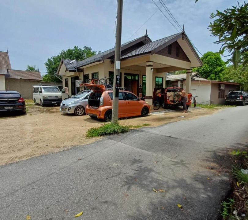 Photo of Others in Batu Buruk