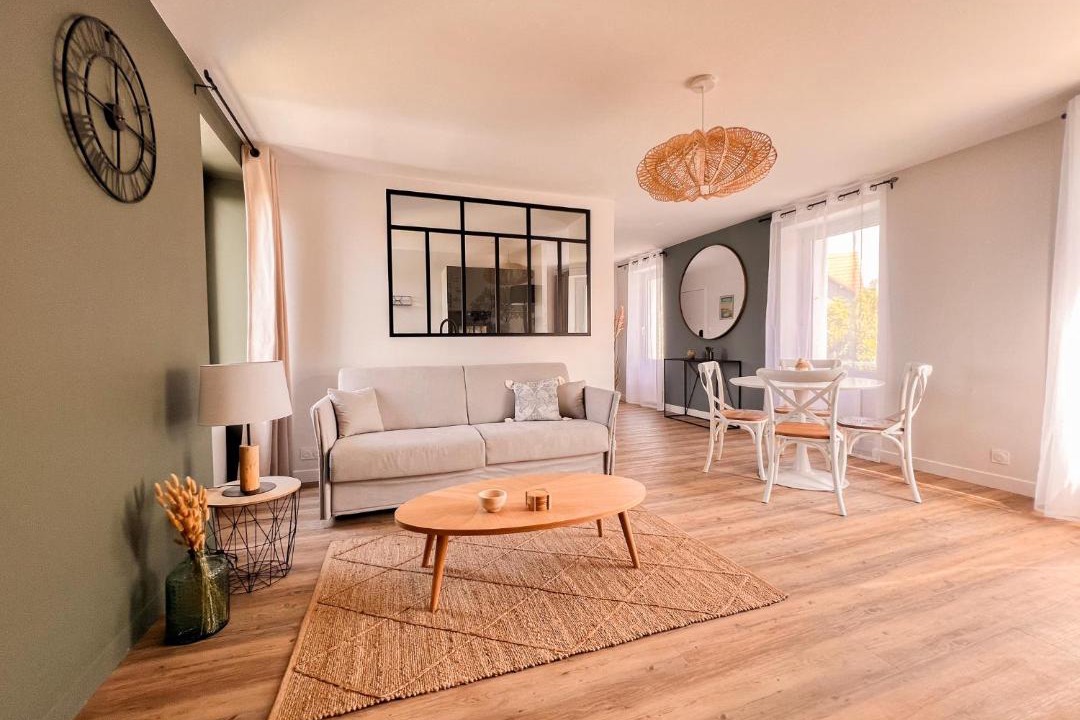 Photo of Others in Redon