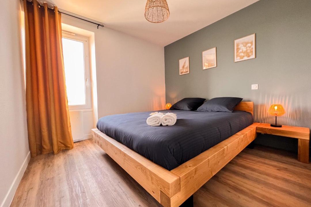 Photo of Others in Redon