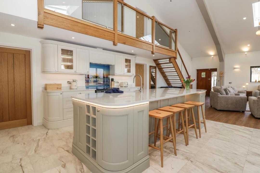 Photo of Others in Pilning