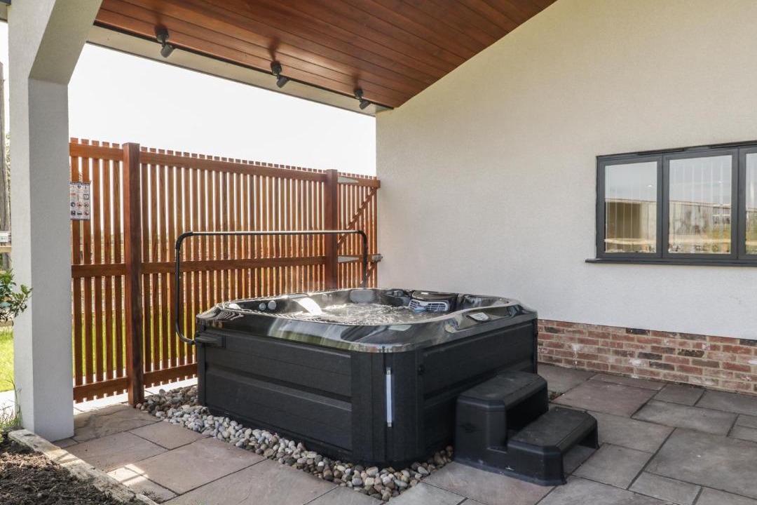 Photo of Others in Pilning