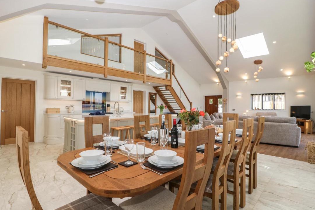 Photo of Others in Pilning