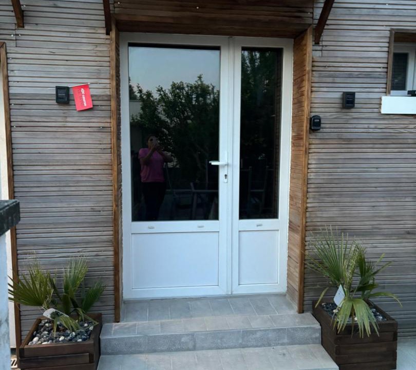 Photo of Others in Arnage