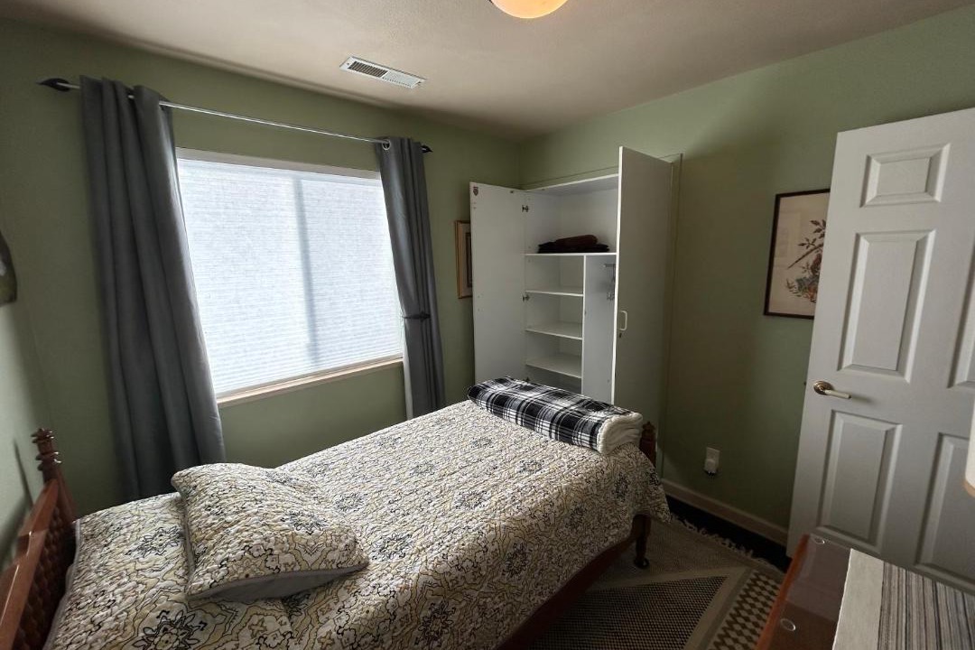 Photo of Bedroom in Santa Rosa