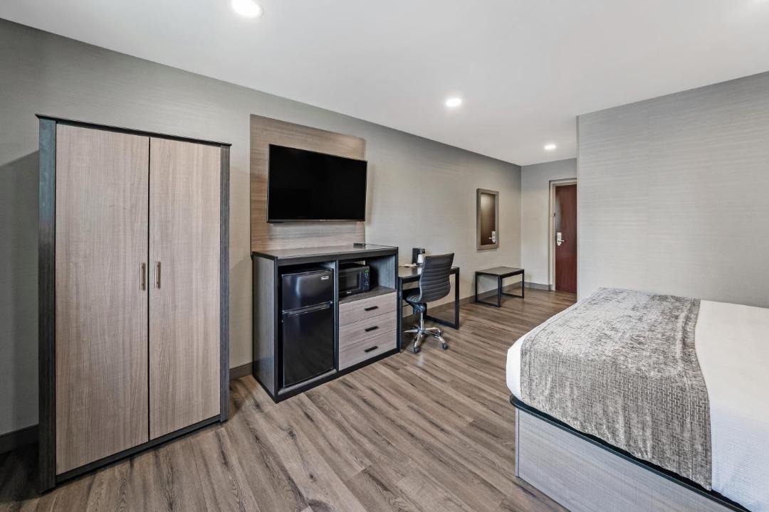 Photo of Others in Foxboro