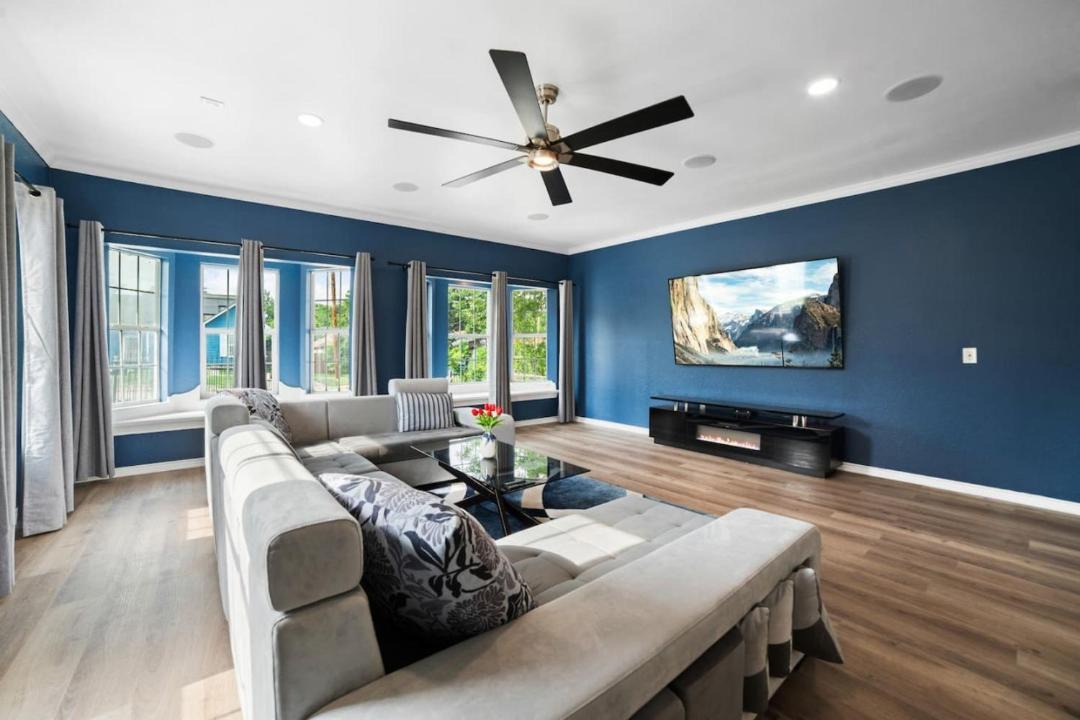 Photo of Others in Pecan Valley