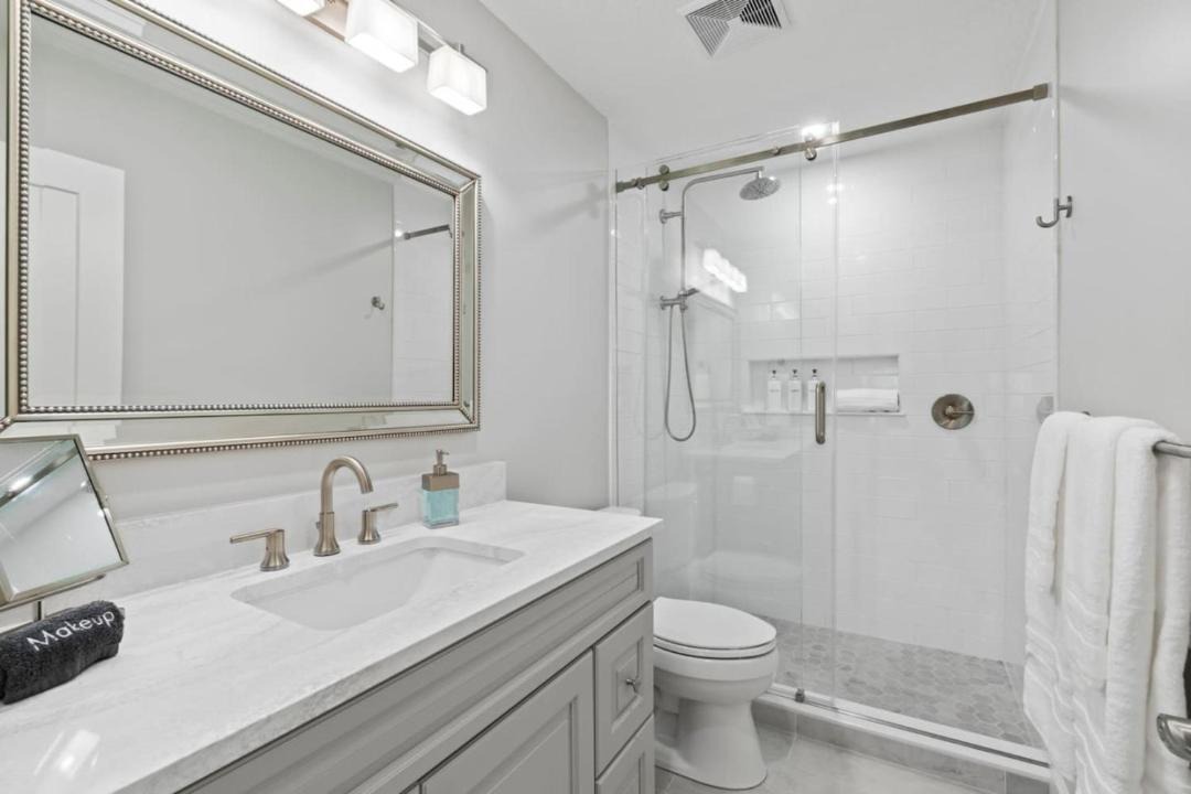 Photo of Bathroom in Sawgrass