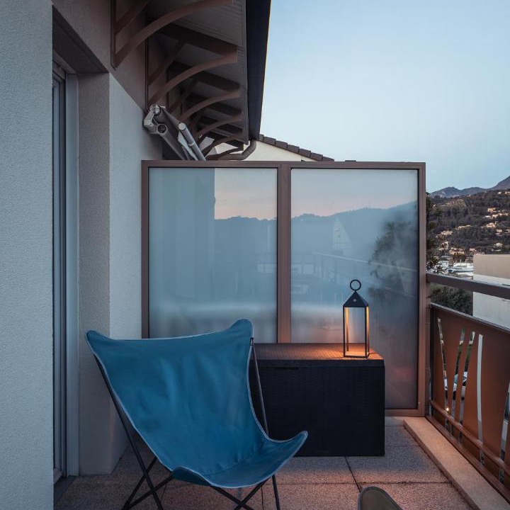 Photo of Others in Carros