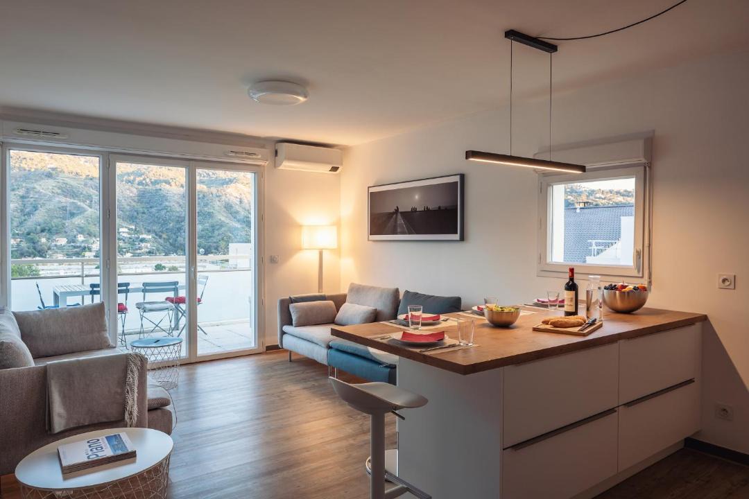 Photo of Others in Carros