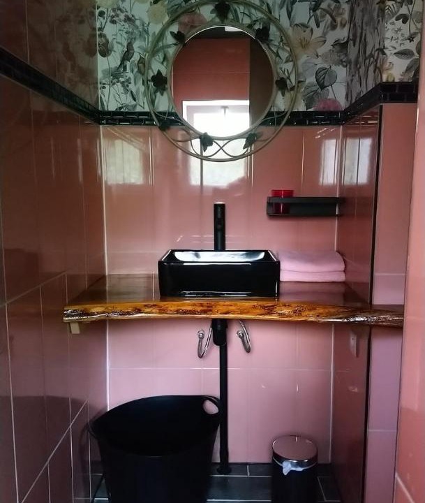 Photo of Others in Isserpent