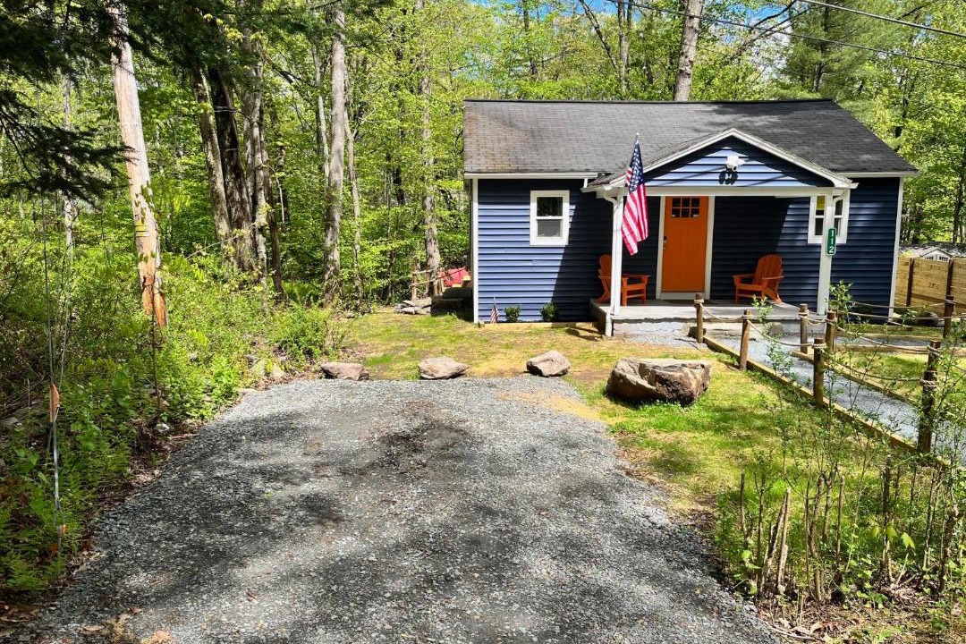 Photo of Others in Hawley