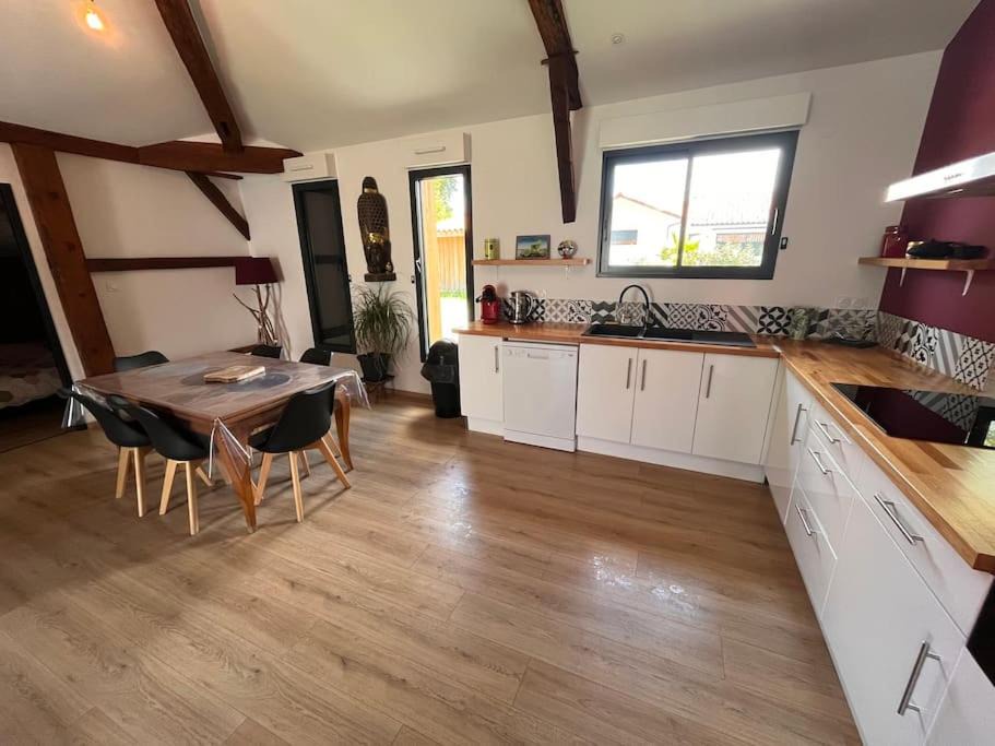 Photo of Others in Leon