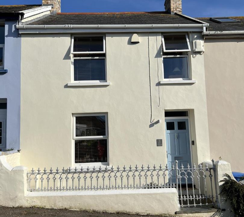 Photo of Others in Instow