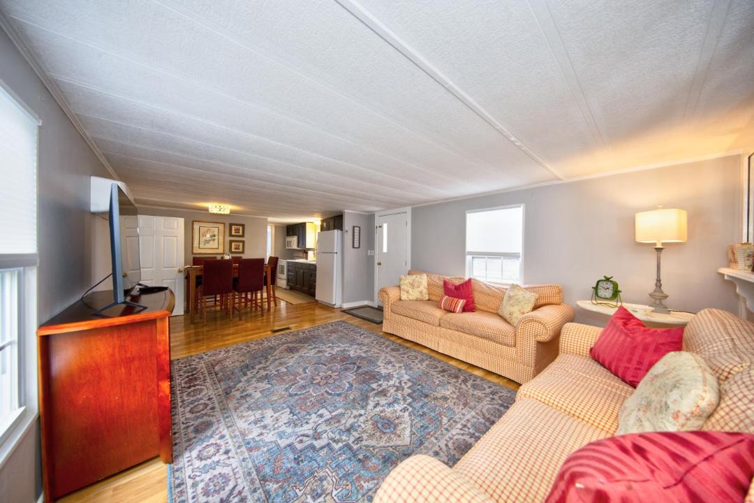 Photo of Others in Bel Air