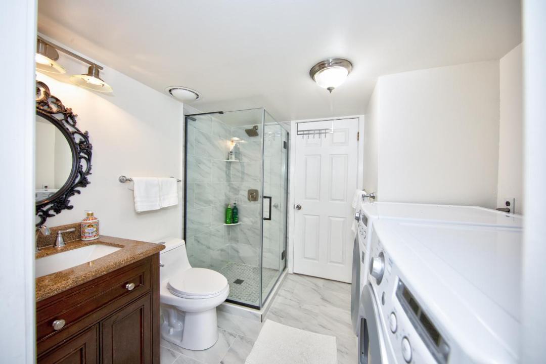 Photo of Others in Bel Air