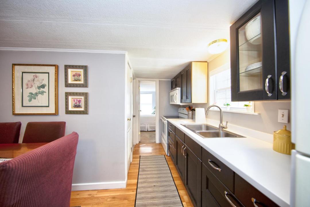 Photo of Others in Bel Air