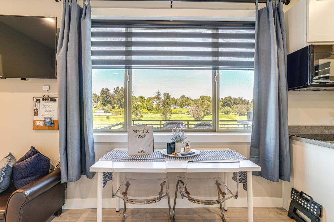 Photo of Others in Ferndale