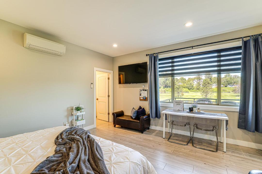 Photo of Bedroom in Ferndale