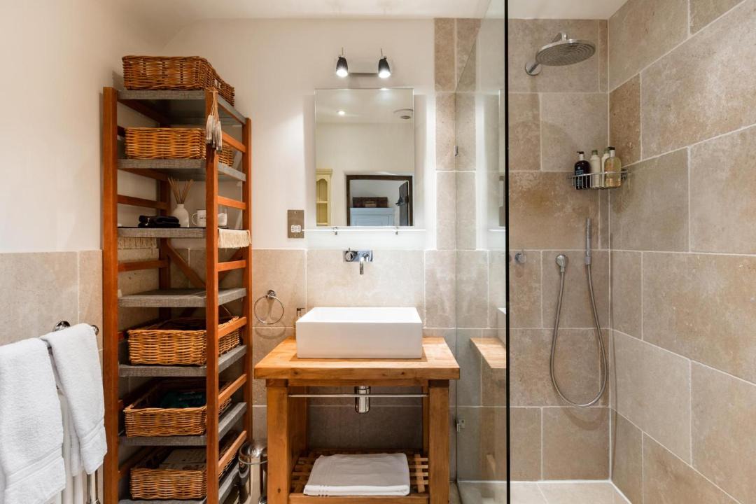 Photo of Others in Rode