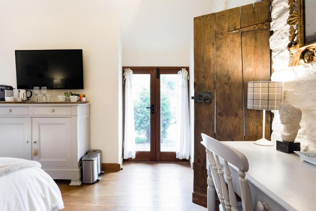 Photo of Others in Rode