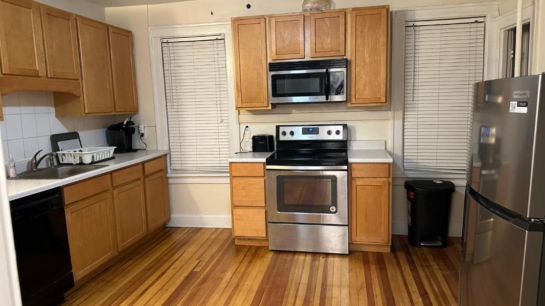 Photo of Others in Melrose