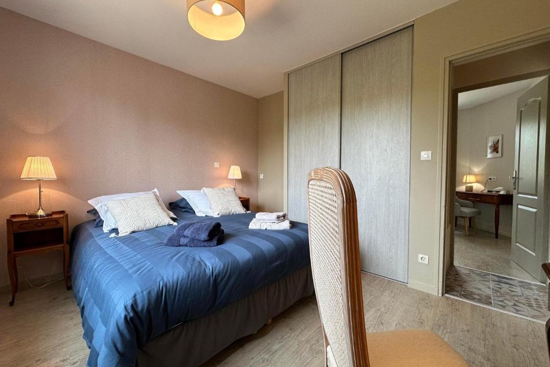 Photo of Others in Buncey